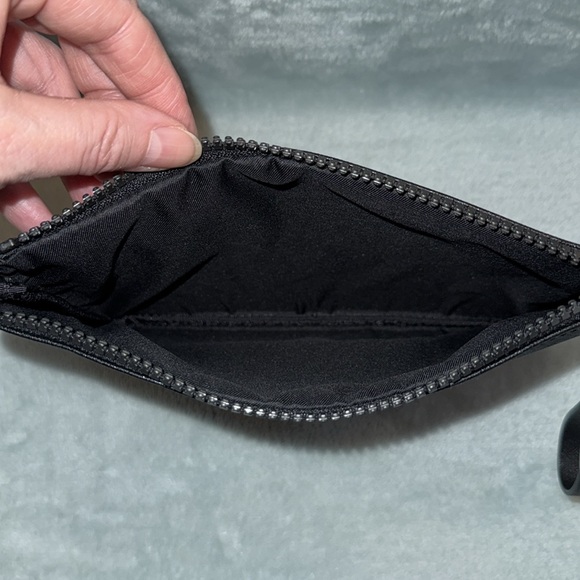 Lululemon zip pouch - Picture 8 of 15